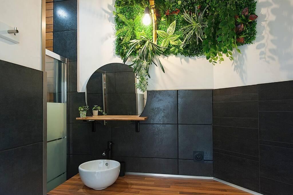 Cosy Studio - Best Location Nice Bagian luar foto